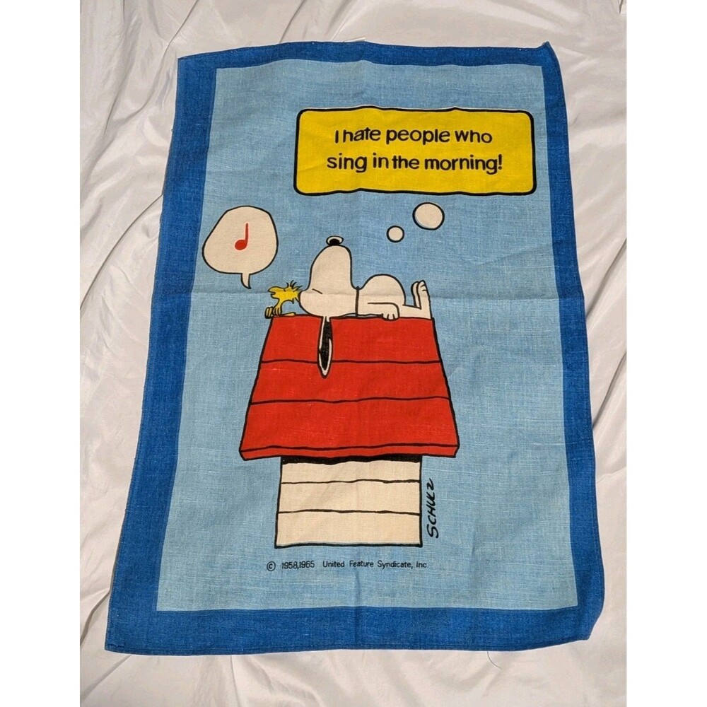 Snoopy Irish "I Hate People Who Sing in the Morning" Tea Towel Flag Vtg Peanuts